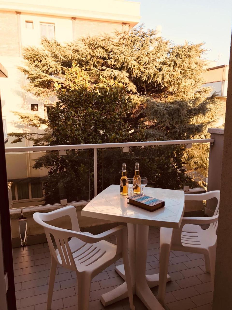 Hotel Mon Pays Rimini Exteriér fotografie
