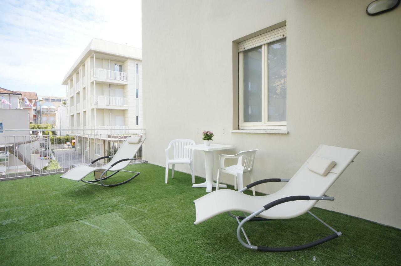 Hotel Mon Pays Rimini Exteriér fotografie
